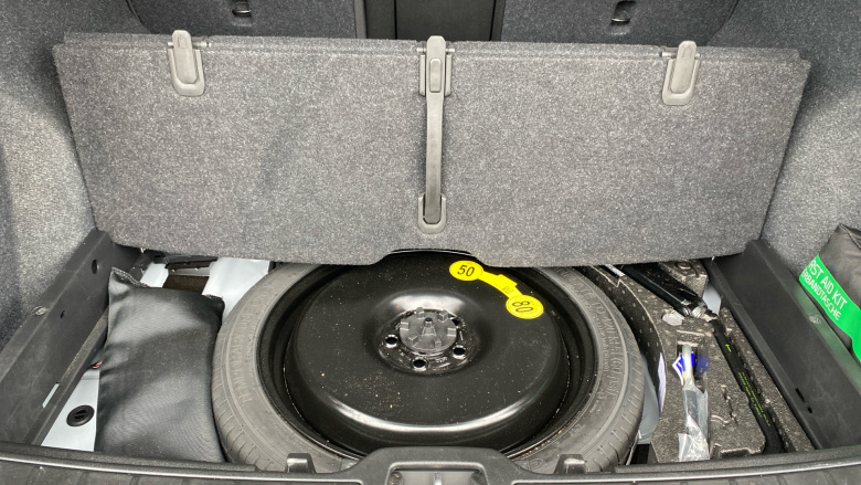 Volvo XC40 2.0 B3P Plus Dark 5dr Auto Petrol Estate